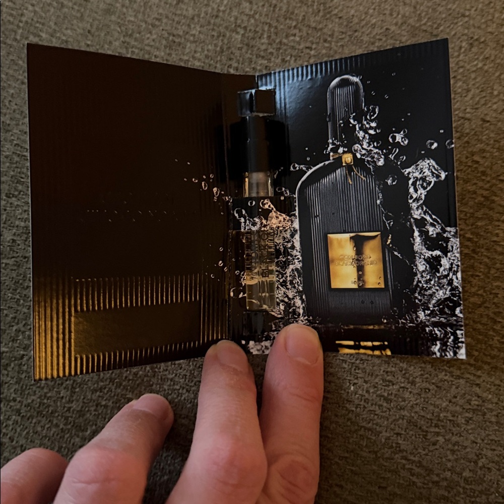Beauty Sample Set - Picture 3 of 15